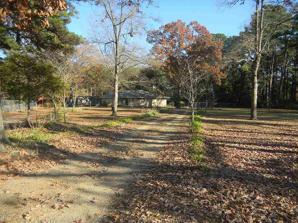 2nd image of 432 Wallace Rd