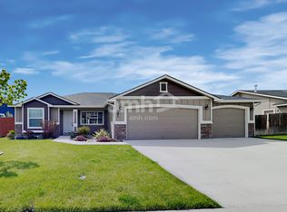 891 S Threave Ave, Kuna, ID 83634