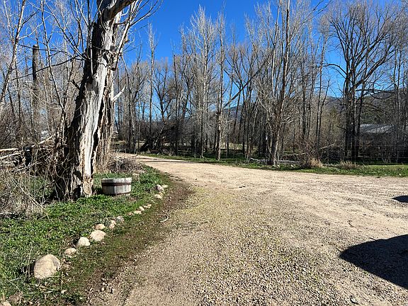 Driveway looking North to 100 N
