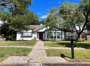 15903 Brookvilla Dr, Houston, TX 77059