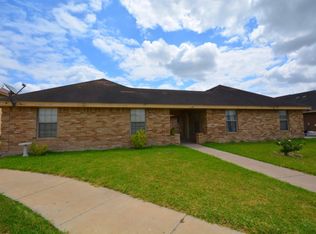 2104 Paradise Dr, Pharr, TX 78577