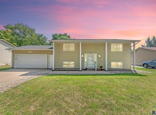4204 S Arden Ave, Sioux Falls, SD 57103