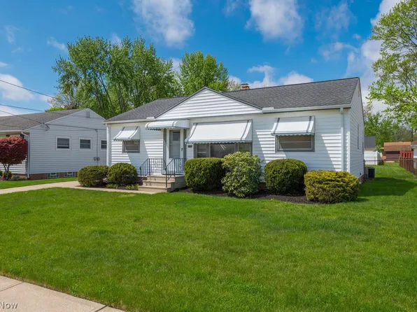 6456 Anita Dr, Parma Heights, OH 44130