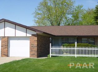 3303 N Molleck Dr #B-1, Peoria, IL 61604
