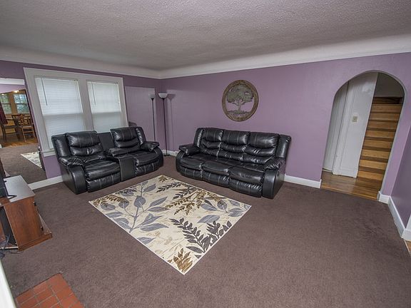 4th image of 1107 Eastman Ave