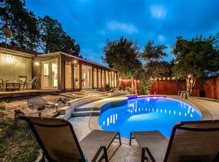 1604 Shadow Hill Dr, Fort Worth, TX 76112