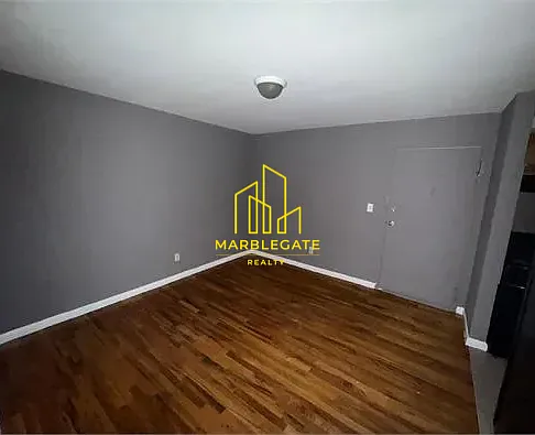 104 Montclair Ave #111 — Photo 3