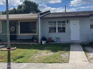 5510 SW 36th St, West Park, FL 33023