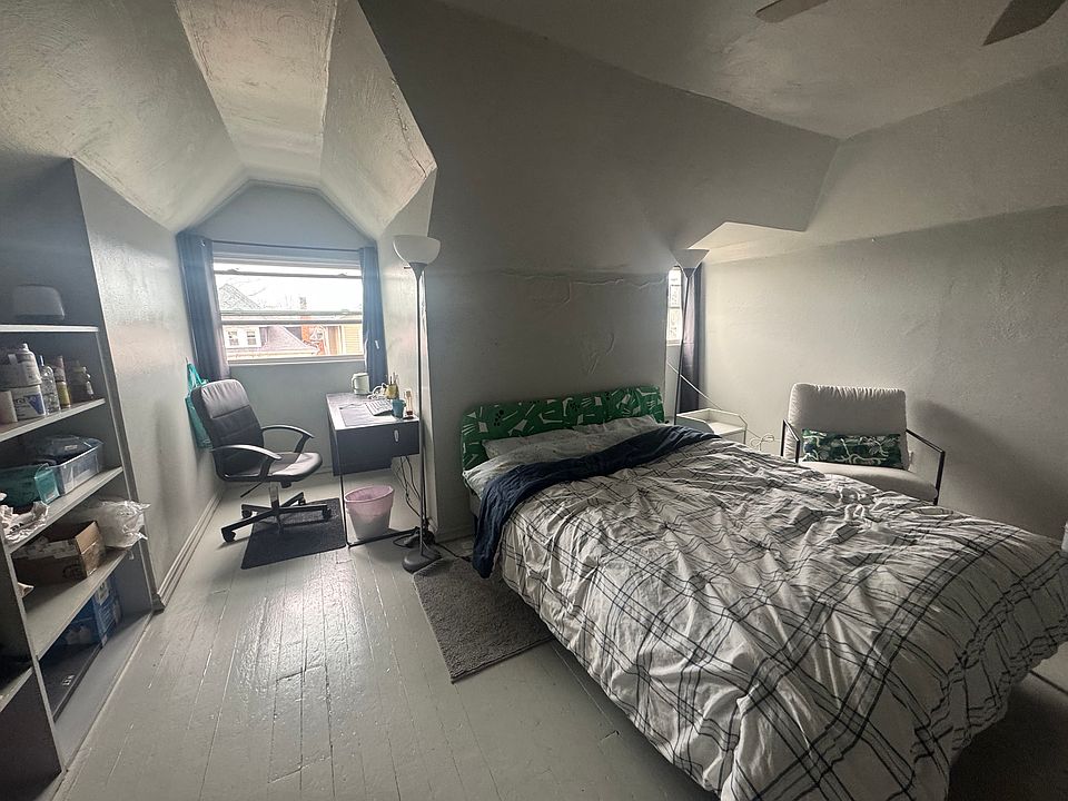 large third floor bedroom