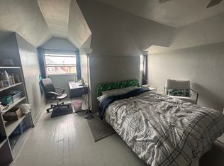637 College Ave #2, Pittsburgh, PA