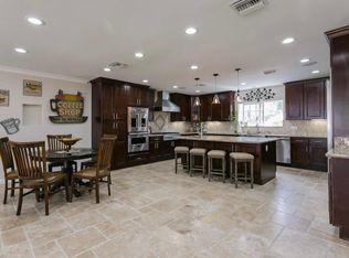 23317 Califa St, Woodland Hills, CA 91367
