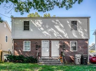 100-102 Ambrose St, Springfield, MA 01109