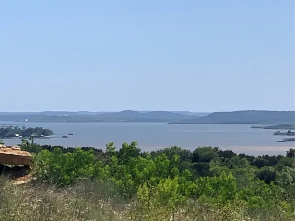 616 Caprock Ct, Graford, TX 76449