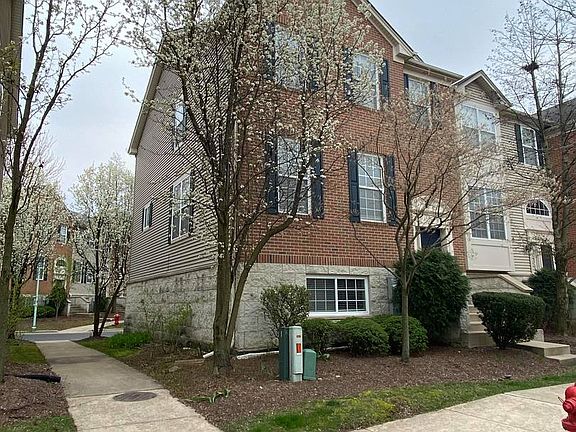 2nd image of 170 Willow Blvd #1501D