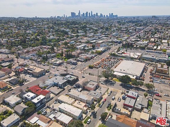 4th image of 4545-4537 Santa Monica Blvd