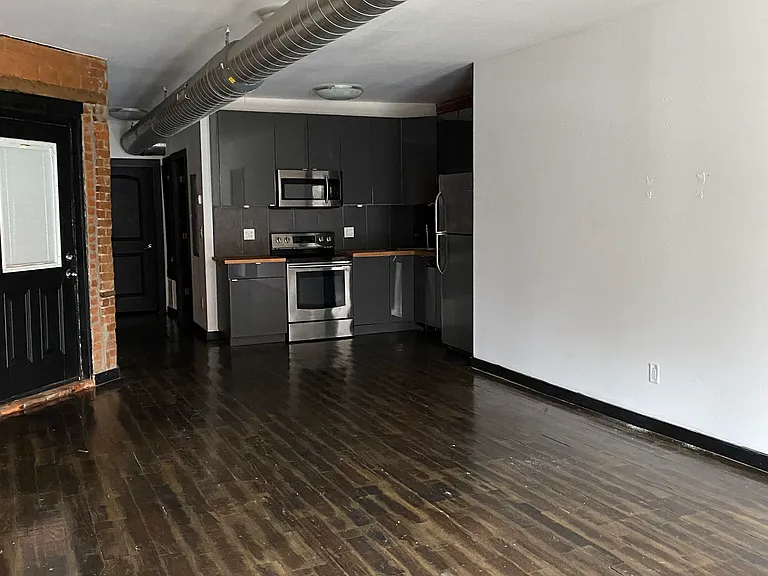 66 Douglass St #104 — Photo 17