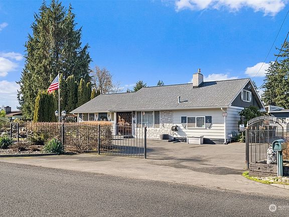 2nd image of 22702 40th Avenue E