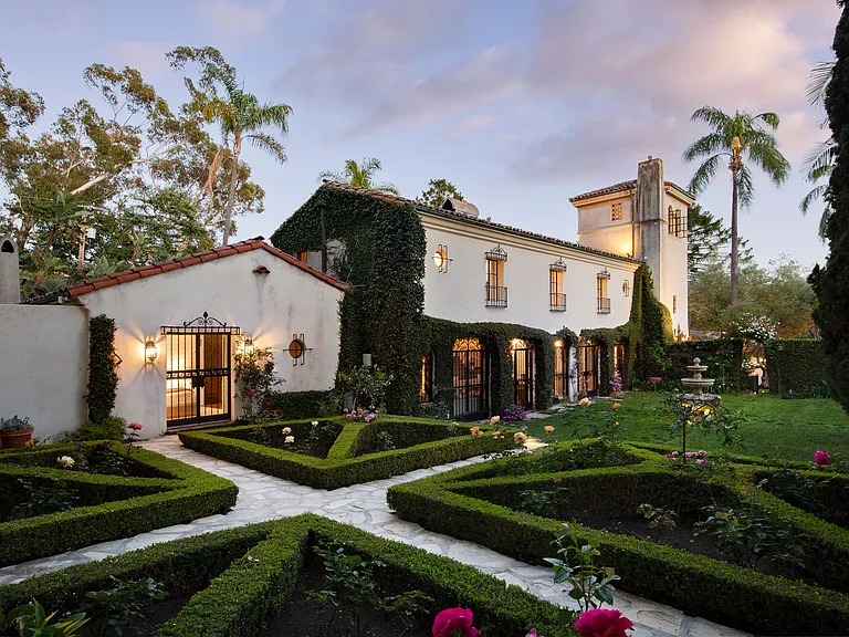 777 Ayala Ln — Photo 32