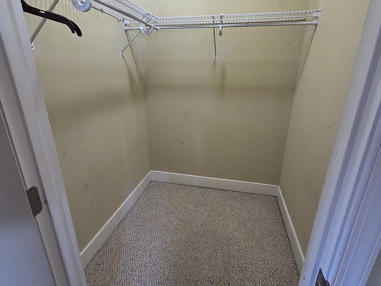 Walk in closet