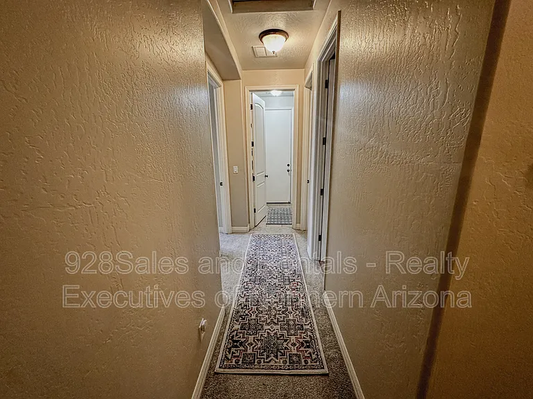 537 W Nugget Trl — Photo 27