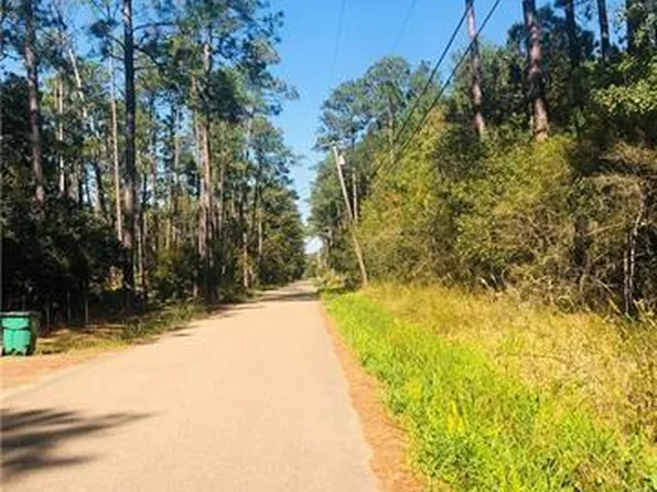 0 Paquet Rd, Lacombe, LA 70445