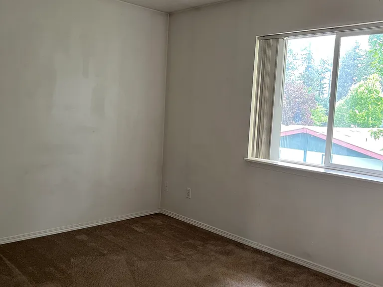 1505-1519 W Hyacinth Ln — Photo 24
