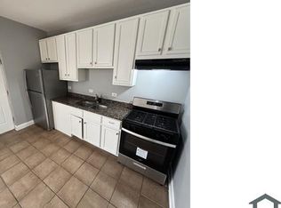 4626 S Calumet Ave #107, Chicago, IL 60653
