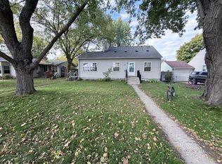 806 1/2 Elm St, Alexandria, MN 56308