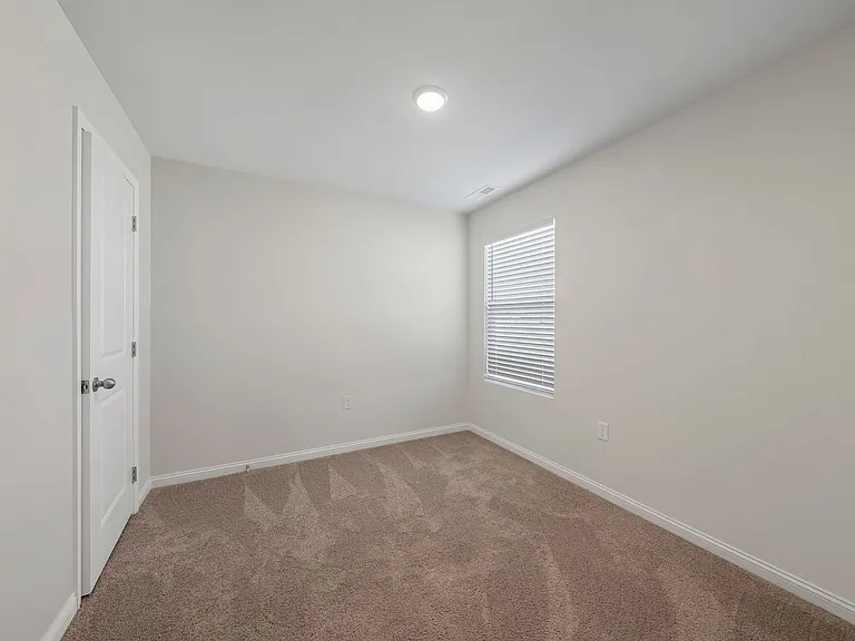 3142 White Ash St — Photo 7