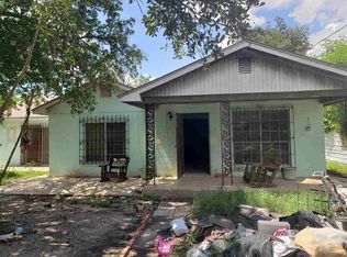 210 Galveston St, Laredo, TX 78040