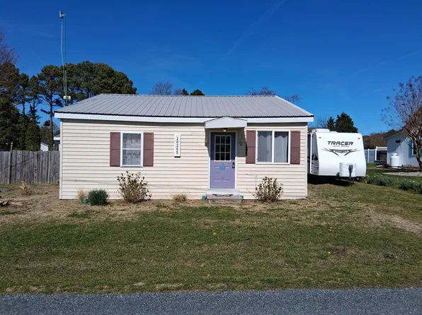 20205 Mapp St, Quinby, VA 23423