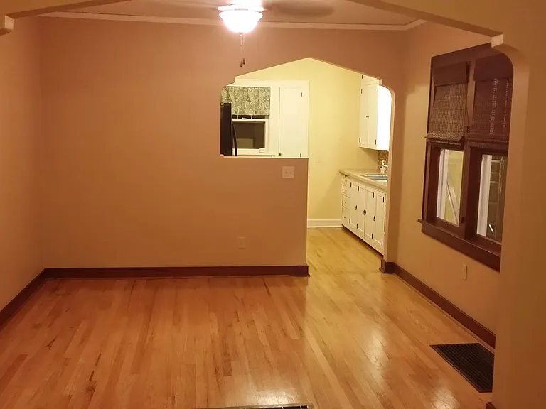 718 Miners Ave — Photo 4