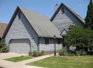 1405 Somerset Close St, East Lansing, MI 48823