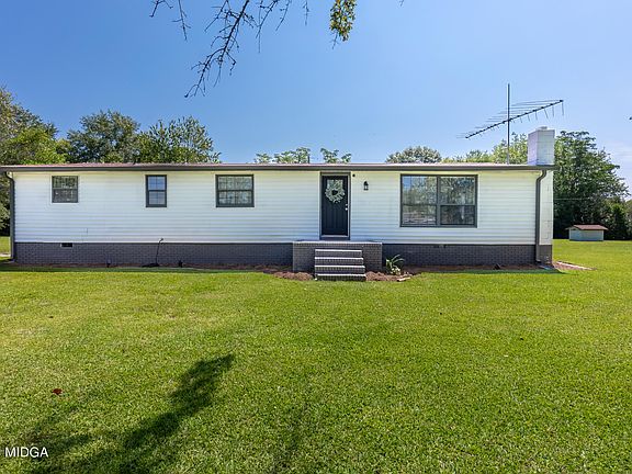 3rd image of 231 Blue Meadow Cir