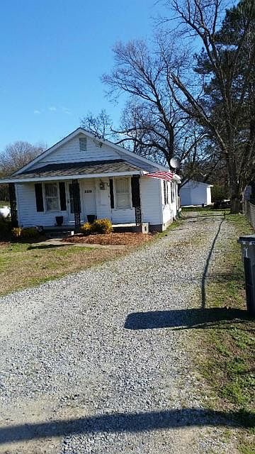 1st image of 110 Gardner Dr