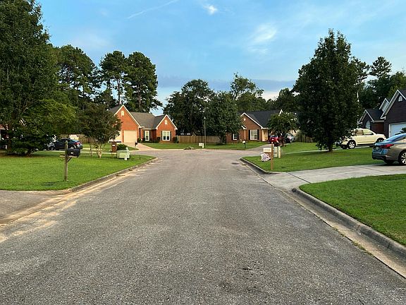 3rd image of 111 Arcadia Dr
