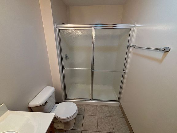 5th image of 279-281 E Northwood Ave