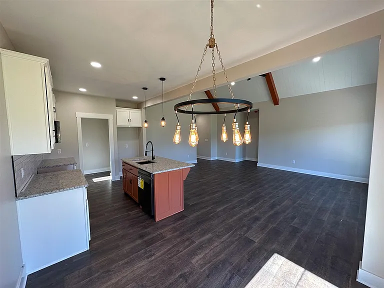 1184 County House Ln — Photo 6