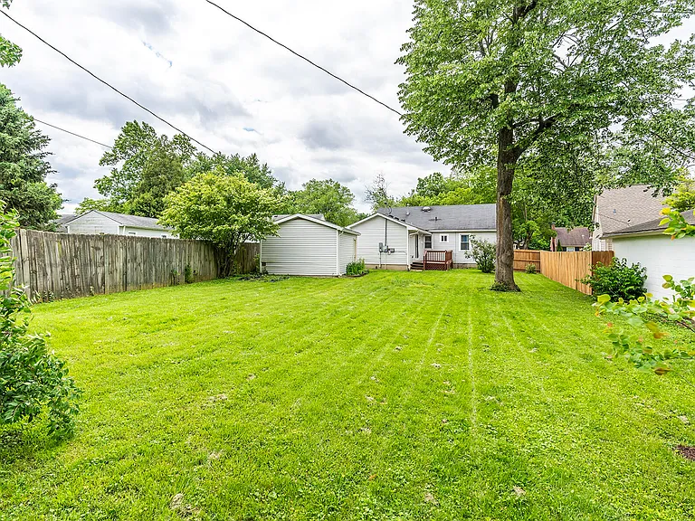 649 Mitchell Ave — Photo 27
