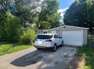 185 Kirkwood Ave, Springfield, MI 49037