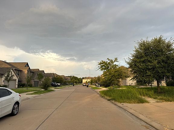 4th image of 32927 Franklin Brooks Dr