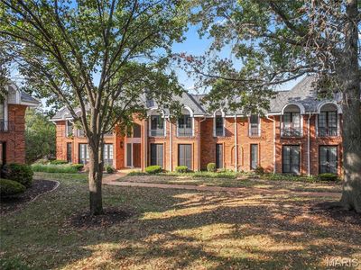 920 Claytonbrook Dr APT 3, Ballwin, MO, 63011