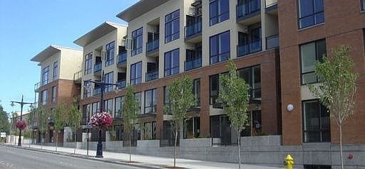 1st image of 400 Washington Ave Unit 105