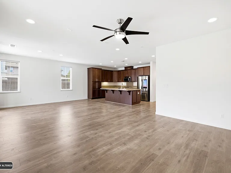 8600 Arcos Way — Photo 33