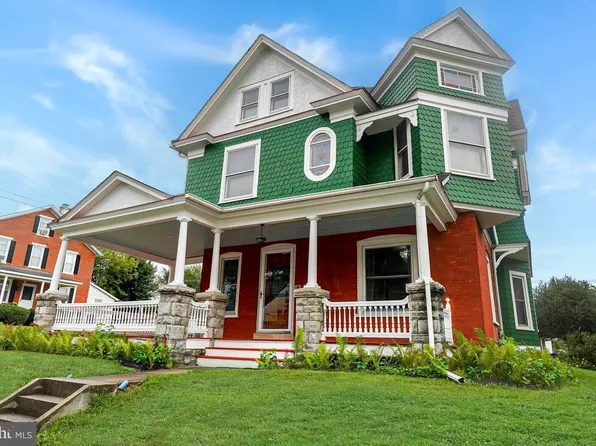319 Pennsylvania Ave, Avondale, PA 19311