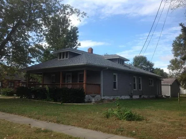 625 N Edwardsville St, Staunton, IL 62088