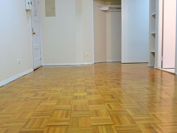 3rd image of 1482 York Ave APT 2E