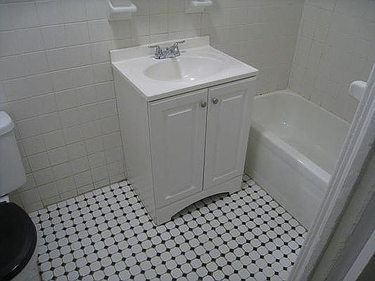5th image of 23-20 32nd St #1