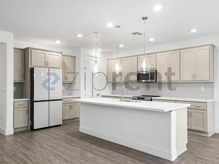 3358 Jubilee Dr — Photo 10