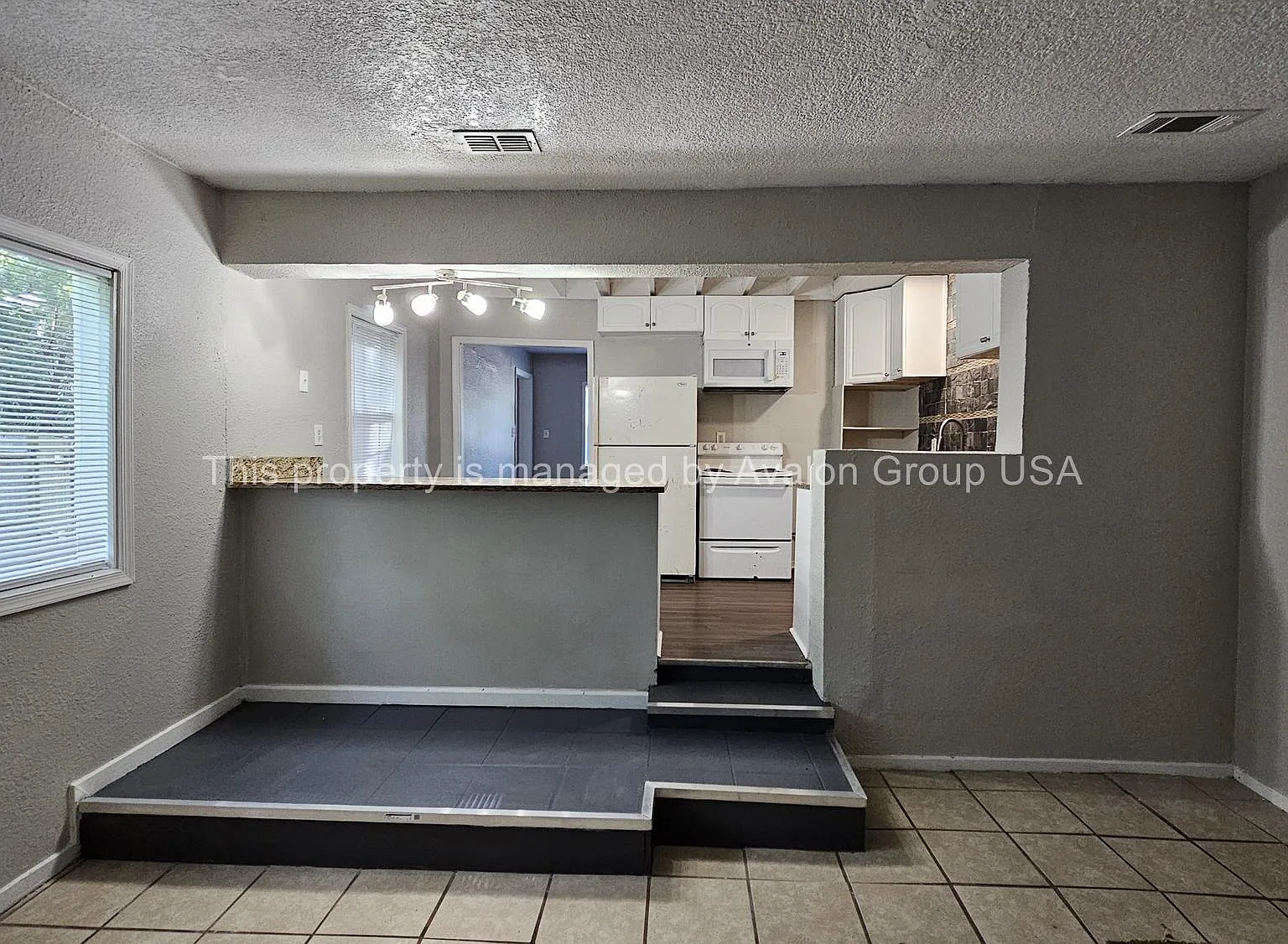 4 bed, 1590 sqft, $1,575 — Photo 4